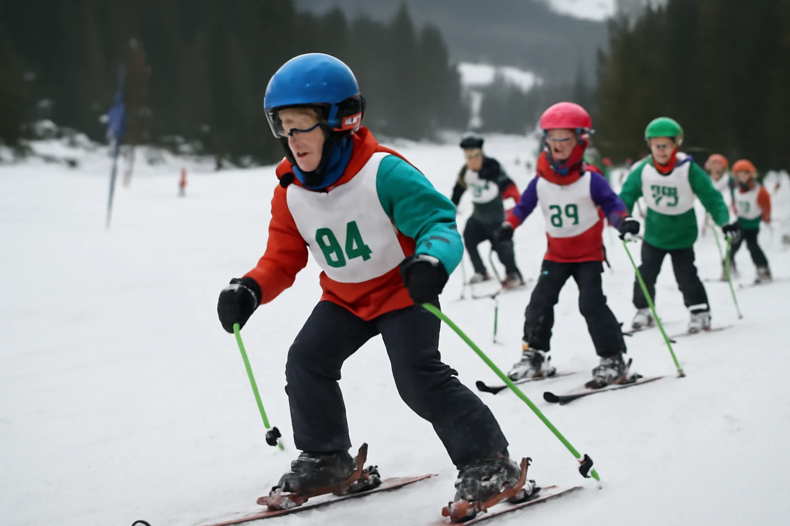 Cupa Rotary la Schi 2026 aduce la Rânca tineri schiori din Târgu Jiu și din județul Gorj
